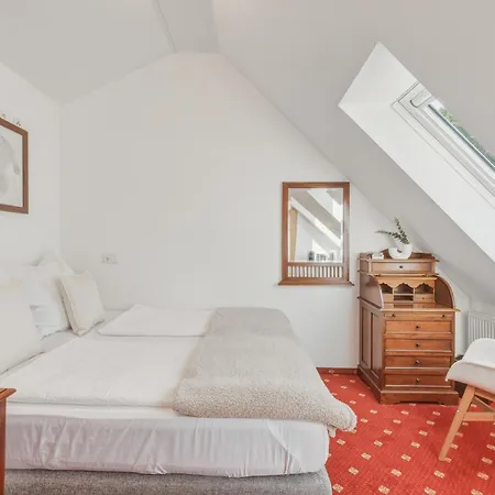 Scharnhaeusle 12 - Gaestezimmer In Ostfildern